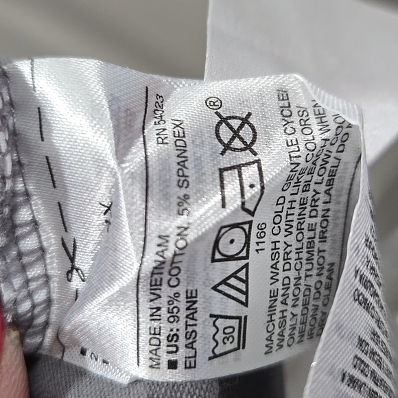 NWT Old Navy Women's First Layer Charcoal GrayTop Cami Size 4X - Picture 3 of 3